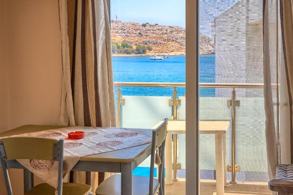 Despinas Seafront Apartments,شاراكي المظهر الخارجي الصورة
